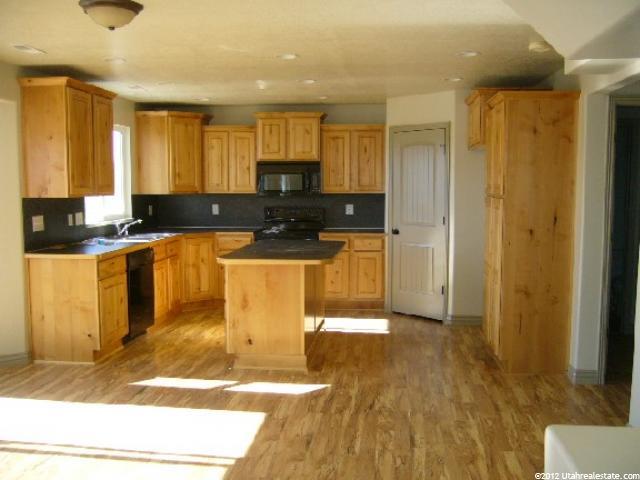 5629 S 4525 W, Hooper, UT 84315 — photo 3