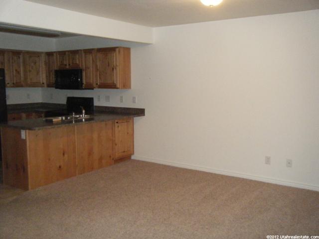 402 E 475 N #1A, Ogden, UT 84404 — photo 3
