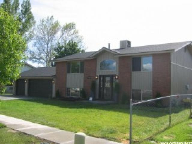 1643 N 2850 St W, Clinton, UT 84015 — photo 2