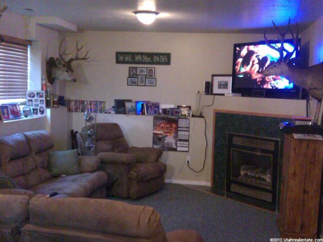 4188 Westlake Dr, Roy, UT 84067 — photo 4