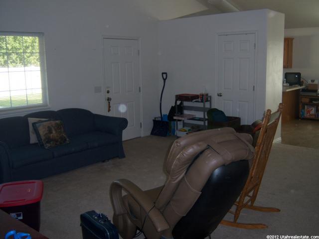 135 N Wall Ave E, Ogden, UT 84404 — photo 4