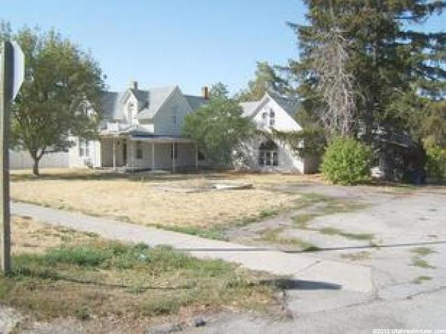 391 E Main St #1 & 2, Hyrum, UT 84319 — photo 2