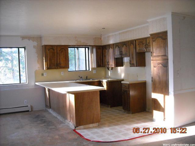 391 E Main St #1 & 2, Hyrum, UT 84319 — photo 4