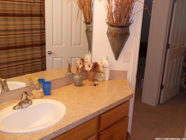 343 W 1925 N, Harrisville, UT 84414 — photo 12
