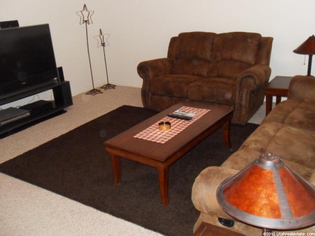 343 W 1925 N, Harrisville, UT 84414 — photo 10