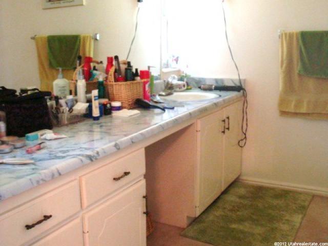 1391 Buttercup Dr, Sandy, UT 84092 — photo 8