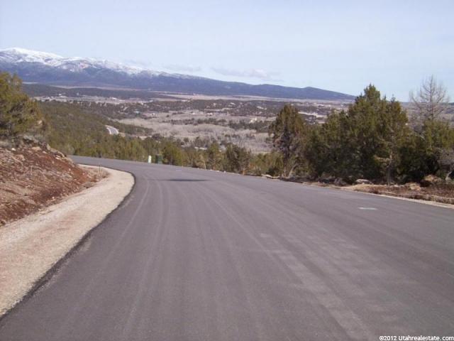 285 Escalante's Path #285, New Harmony, UT 84757 — photo 5