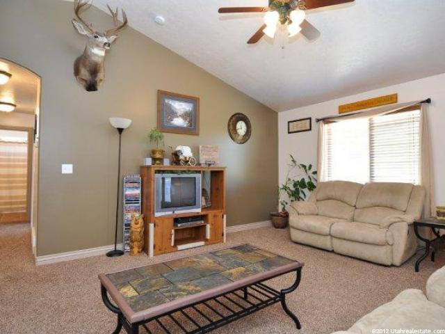 182 S 500 W, Tremonton, UT 84337 — photo 2