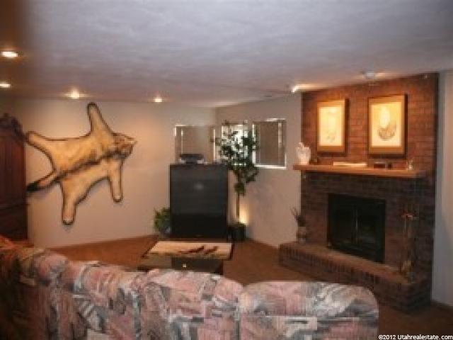 11689 S Broadview E, Sandy, UT 84092 — photo 2