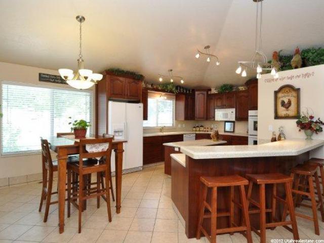 933 W 4000 N, Pleasant View, UT 84414 — photo 9
