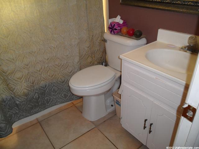 9065 S 260 E, Sandy, UT 84070 — photo 6