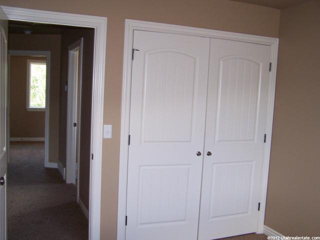 121 S West Gate Ln, Ogden, UT 84404 — photo 9