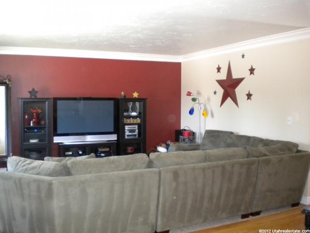 241 E 2025 S, Clearfield, UT 84015 — photo 6