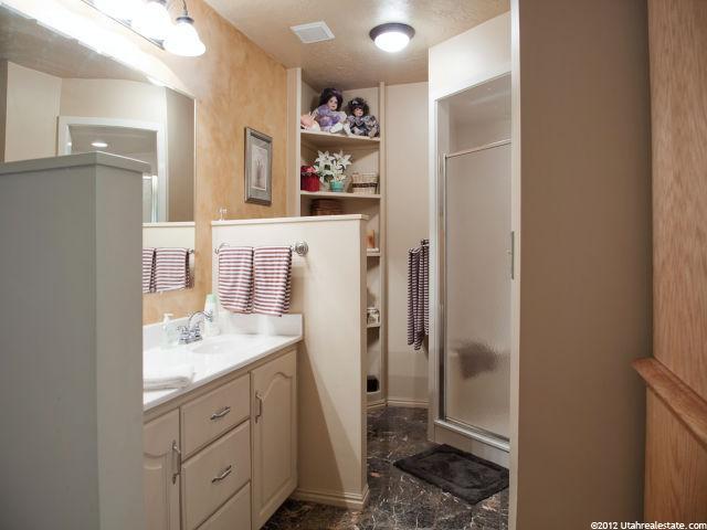 9018 S Quail Run Dr E, Sandy, UT 84093 — photo 12