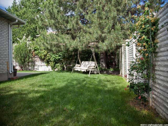 9018 S Quail Run Dr E, Sandy, UT 84093 — photo 3
