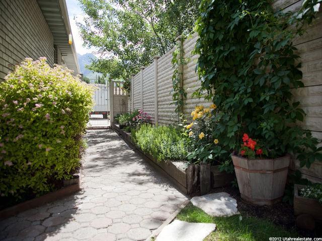 9018 S Quail Run Dr E, Sandy, UT 84093 — photo 4