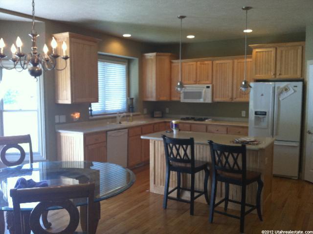 4559 S Summerwood Dr E, Bountiful, UT 84010 — photo 2