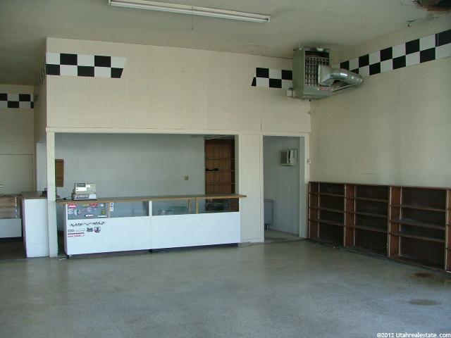 335 N Main St W, Logan, UT 84321 — photo 3