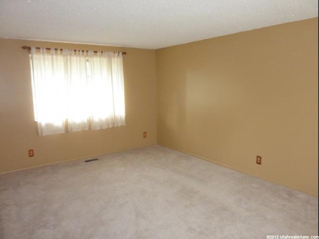 2258 W 4525 S, Roy, UT 84067 — photo 6