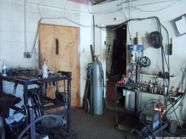 2533 S 2050 W, West Haven, UT 84401 — photo 10