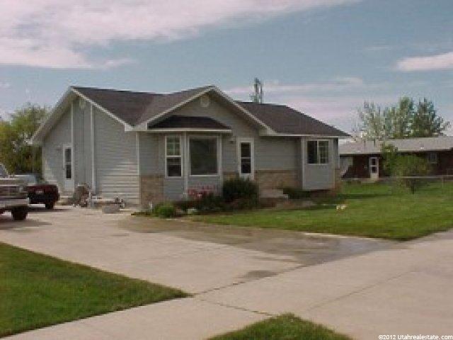 230 S 800 E, Hyrum, UT 84319 — photo 8