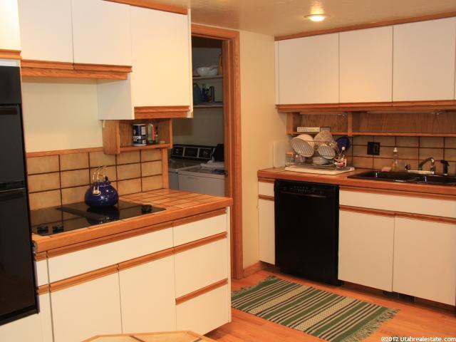 4110 E Quarry Dr, Sandy, UT 84092 — photo 7