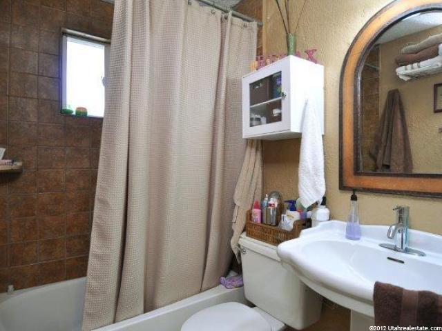 1358 N 400 W, Sunset, UT 84015 — photo 9