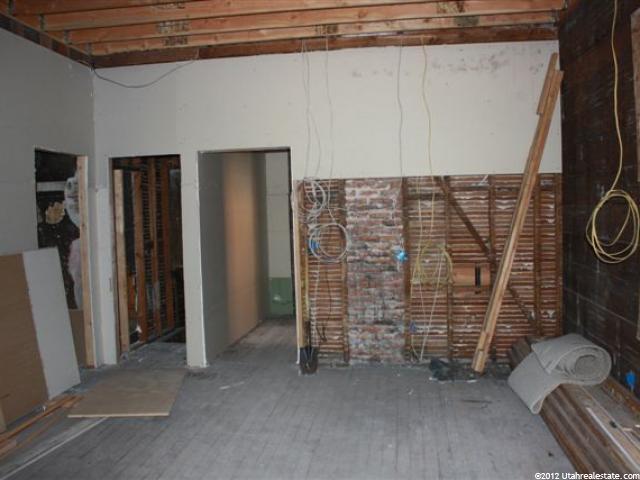 2633 S Jefferson Ave, Ogden, UT 84401 — photo 7