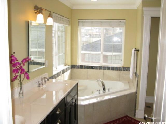 947 Canterbury Dr, Logan, UT 84321 — photo 7