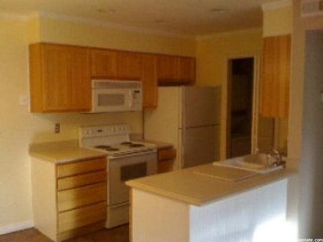 1221 E Waterside Cv #31, Midvale, UT 84047 — photo 3