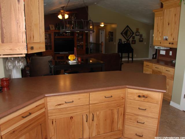 317 W Cimmarron Way, Erda, UT 84074 — photo 10