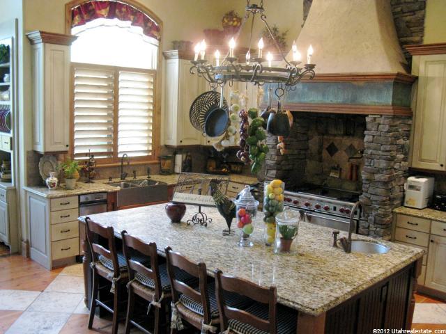 1937 E Siesta Dr S, Sandy, UT 84093 — photo 2