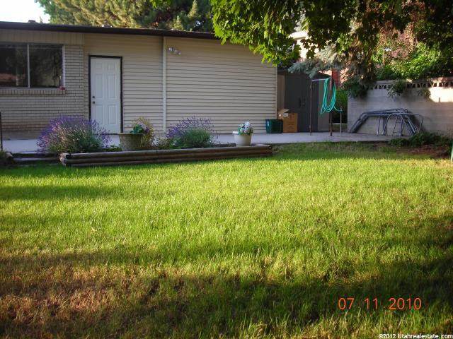 584 E Fairoaks Way S, Sandy, UT 84070 — photo 3