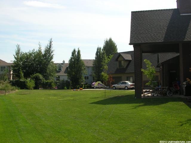 489 S 150 W, Centerville, UT 84014 — photo 4