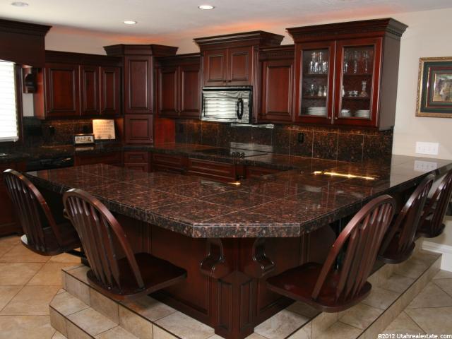 489 S 150 W, Centerville, UT 84014 — photo 5