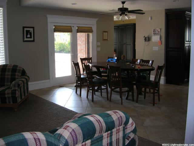 489 S 150 W, Centerville, UT 84014 — photo 7