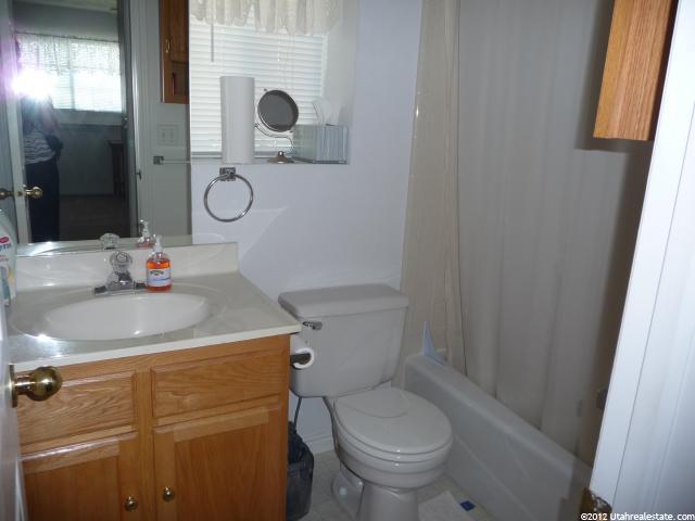 4238 W 5600 S, Roy, UT 84067 — photo 9