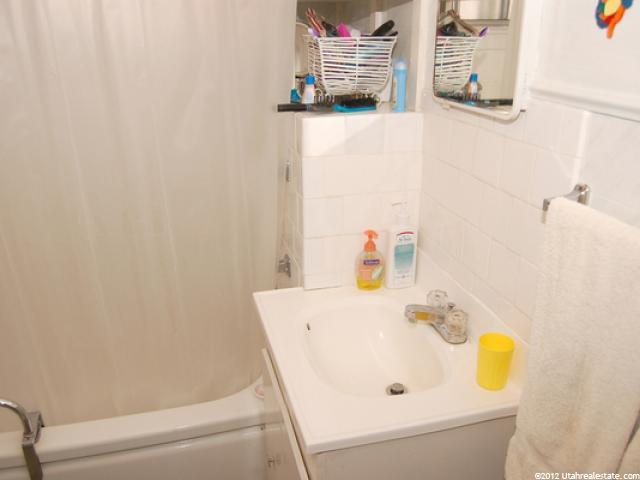 454 E Cross St, Ogden, UT 84404 — photo 11