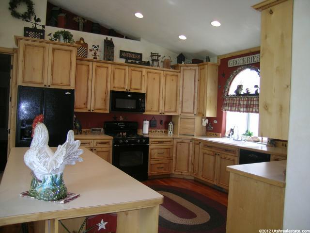 440 S 500 W, Loa, UT 84747 — photo 5