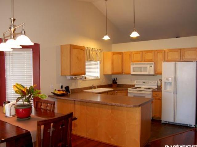 291 E 1325 N, Layton, UT 84041 — photo 11