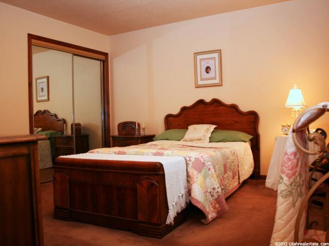 782 S 1350 W, Clearfield, UT 84015 — photo 2