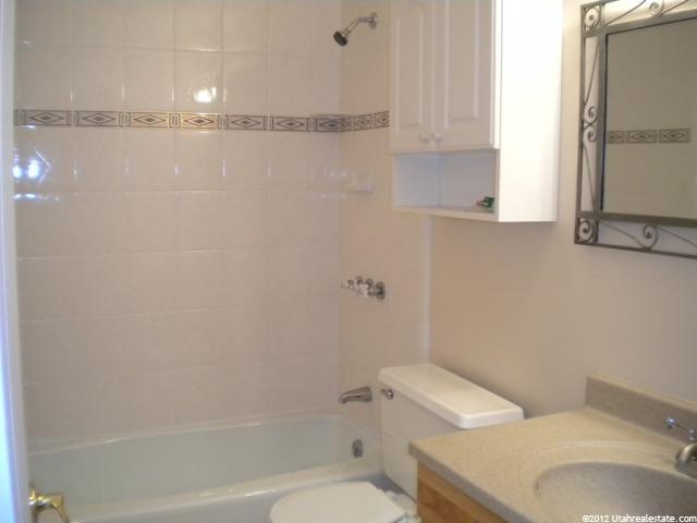 2972 W 5525 S, Roy, UT 84067 — photo 9