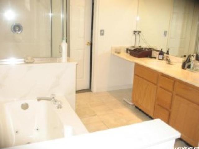 2911 W 2175 N, Clinton, UT 84015 — photo 4