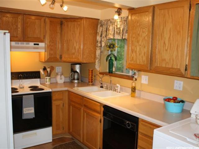 292 W Dawson St S, Layton, UT 84041 — photo 2