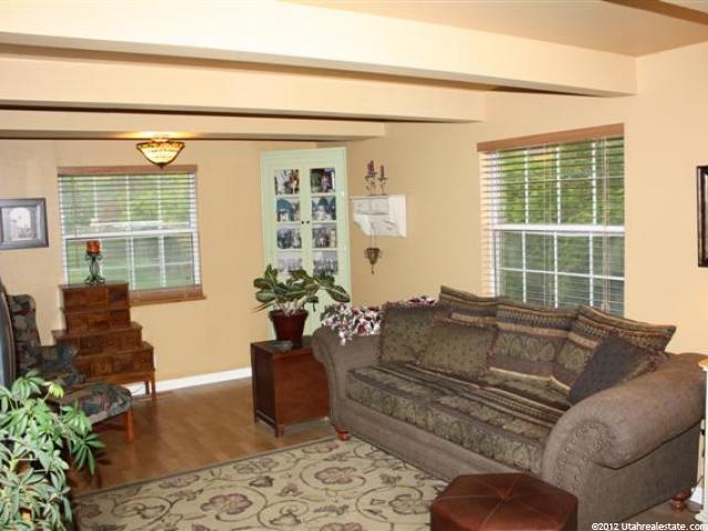 292 W Dawson St S, Layton, UT 84041 — photo 3