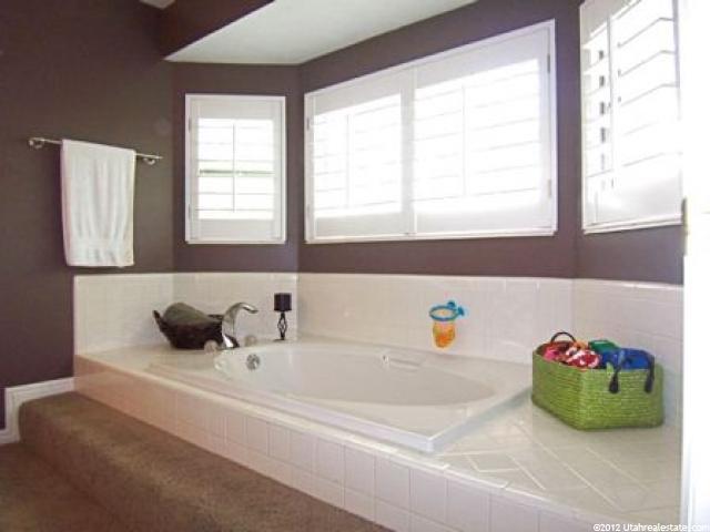 999 E Oxford S, Ogden, UT 84403 — photo 3