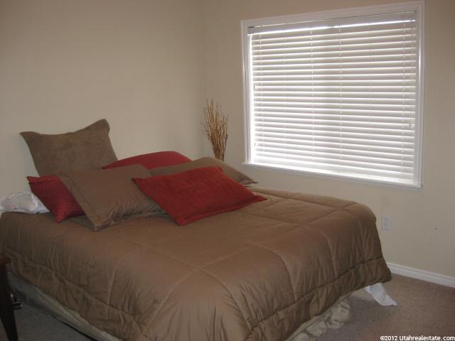 213 E White Spruce Cv S, Sandy, UT 84070 — photo 6