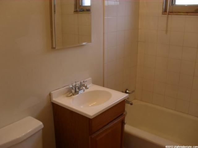 656 E 1050 N, Ogden, UT 84404 — photo 9