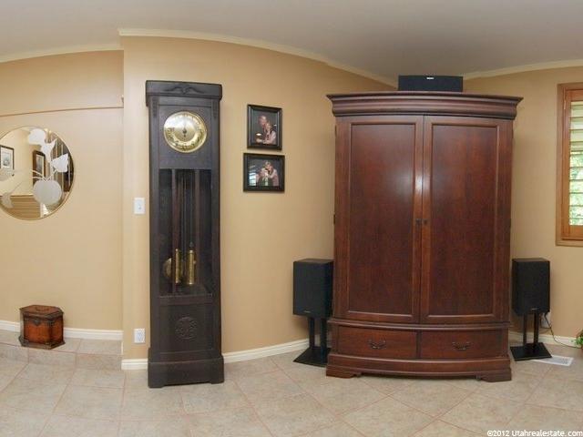 5965 S Sharon Cir E, South Ogden, UT 84403 — photo 8