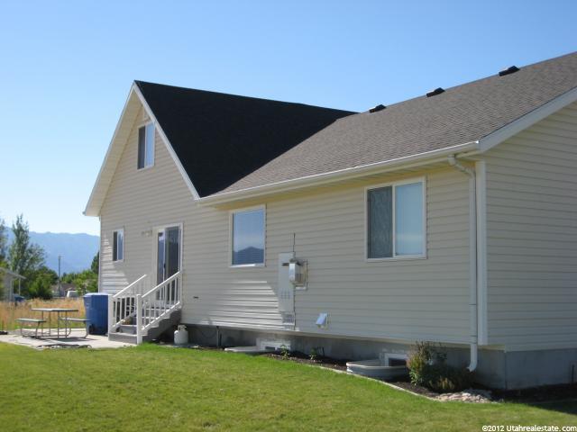 702 E 440 S, Hyrum, UT 84319 — photo 3